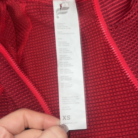 Madelaine Petsch x Fabletics jacket - Picture 2 of 3